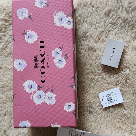 Adorable NWT IOB Coach Bubblegum Daisy Cosmetic Bags ππΈ - Picture 15 of 16